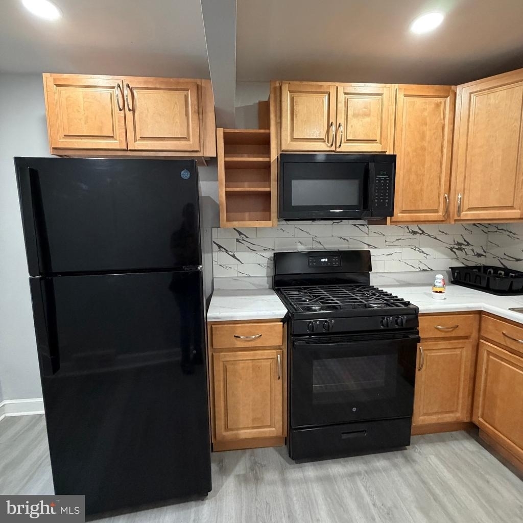 1320 W Nedro Avenue - Photo 5