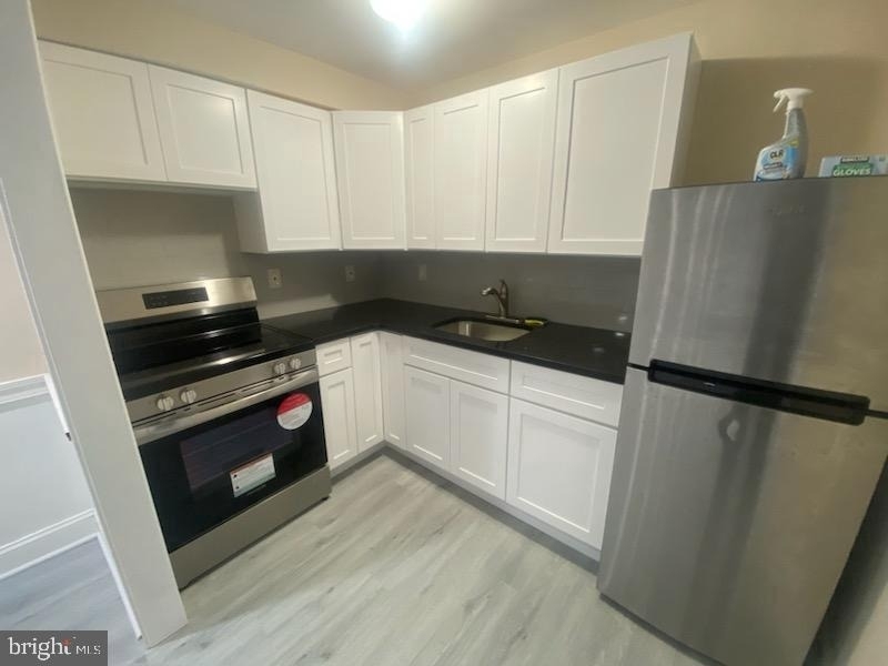 1166 S 11th Street - Photo 2
