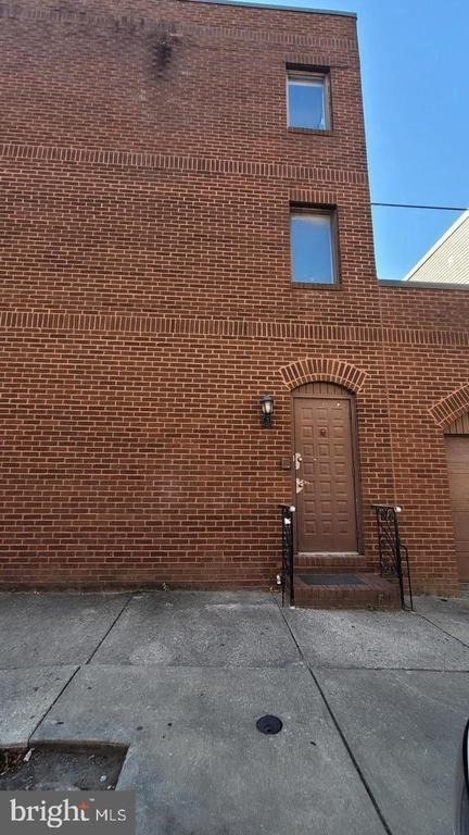 1166 S 11th Street - Photo 1