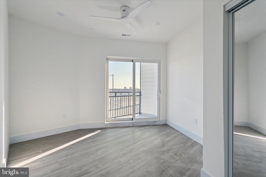 1221 E Fletcher Street - Photo 25