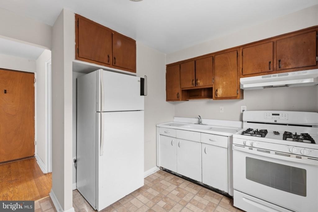 5907 Houghton Street - Photo 8