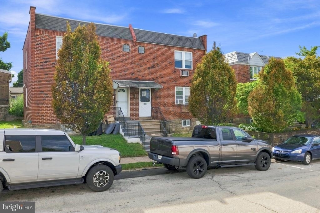 5907 Houghton Street - Photo 0