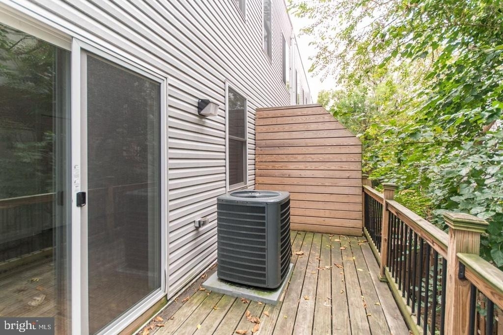 1222 N 7th Street - Photo 1