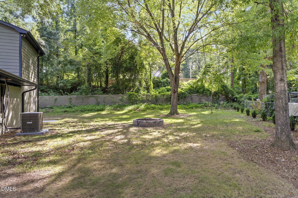 1101 Brenda Court - Photo 33