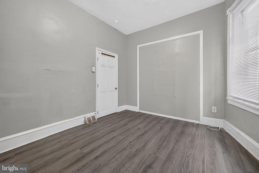 413 N Redfield Street - Photo 6
