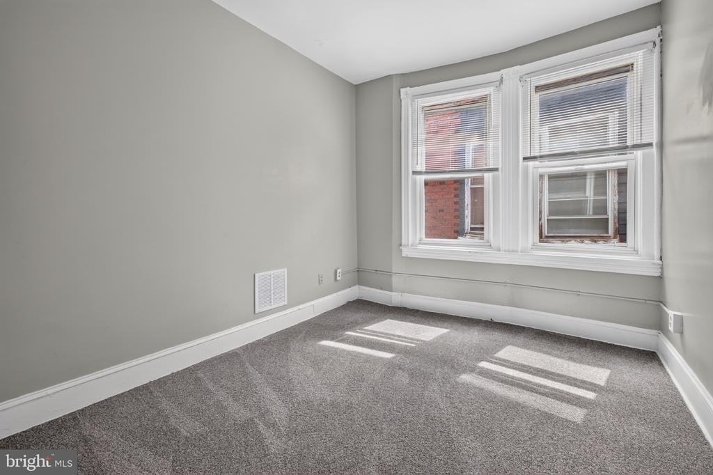 413 N Redfield Street - Photo 17