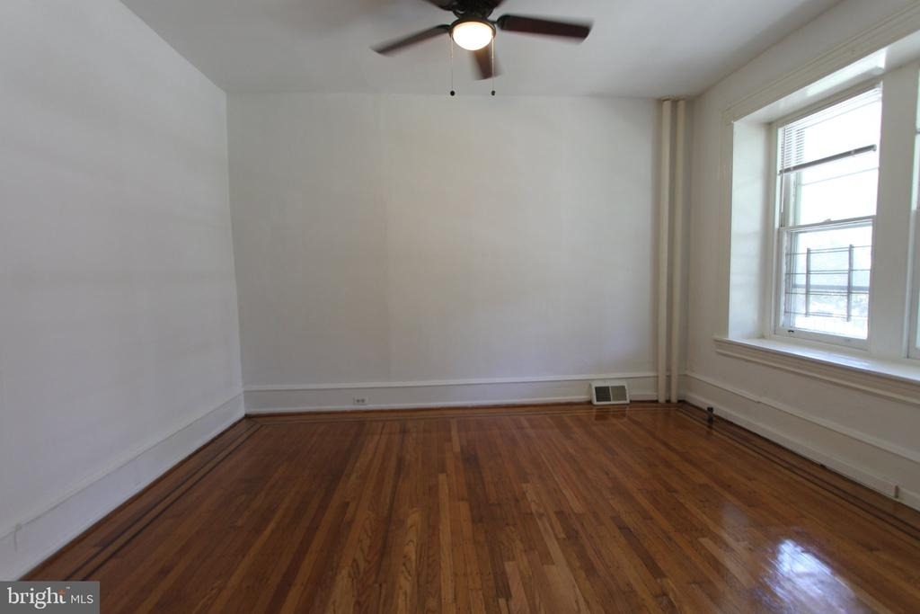 6335 Greene Street - Photo 7