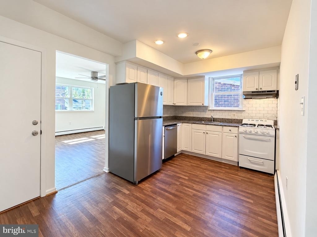 362 Ripka Street - Photo 0