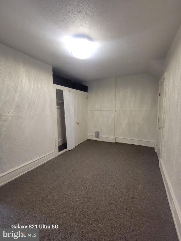 214 Buckingham Place - Photo 10