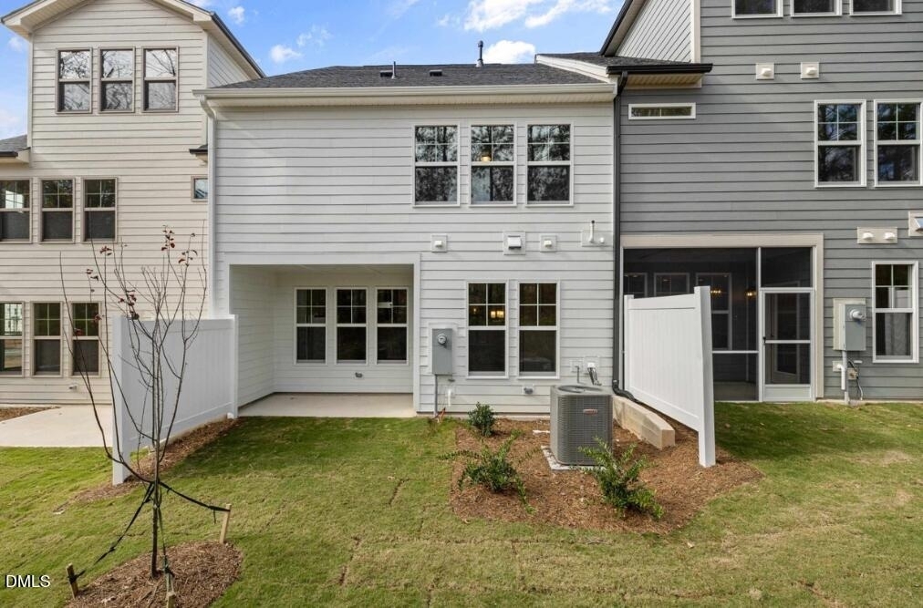 8033 Windthorn Place - Photo 13