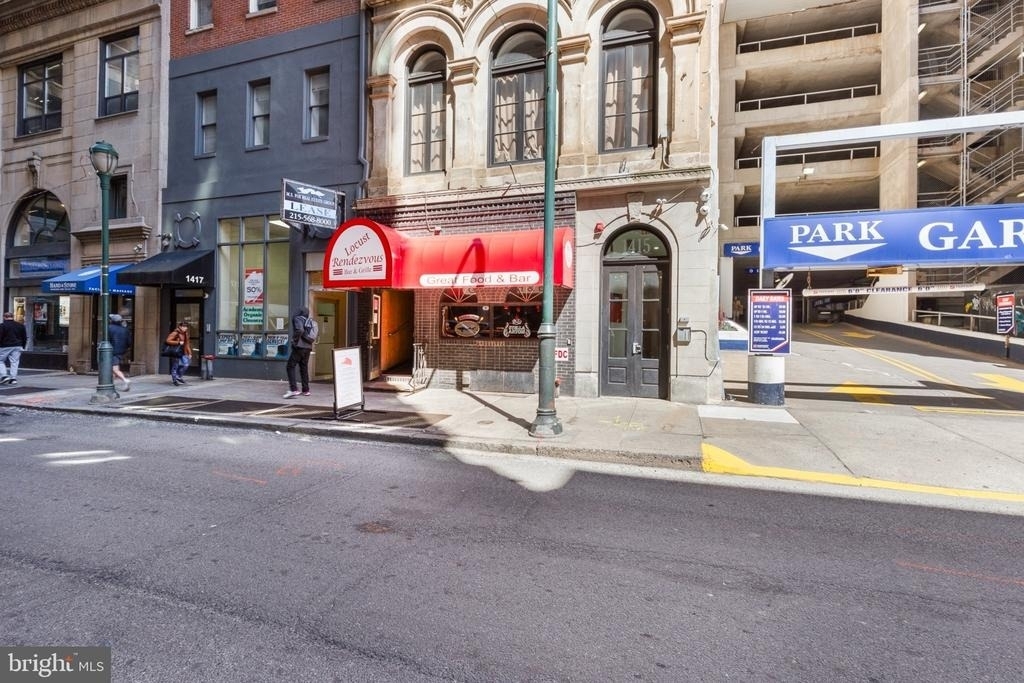 1415 Locust Street - Photo 18