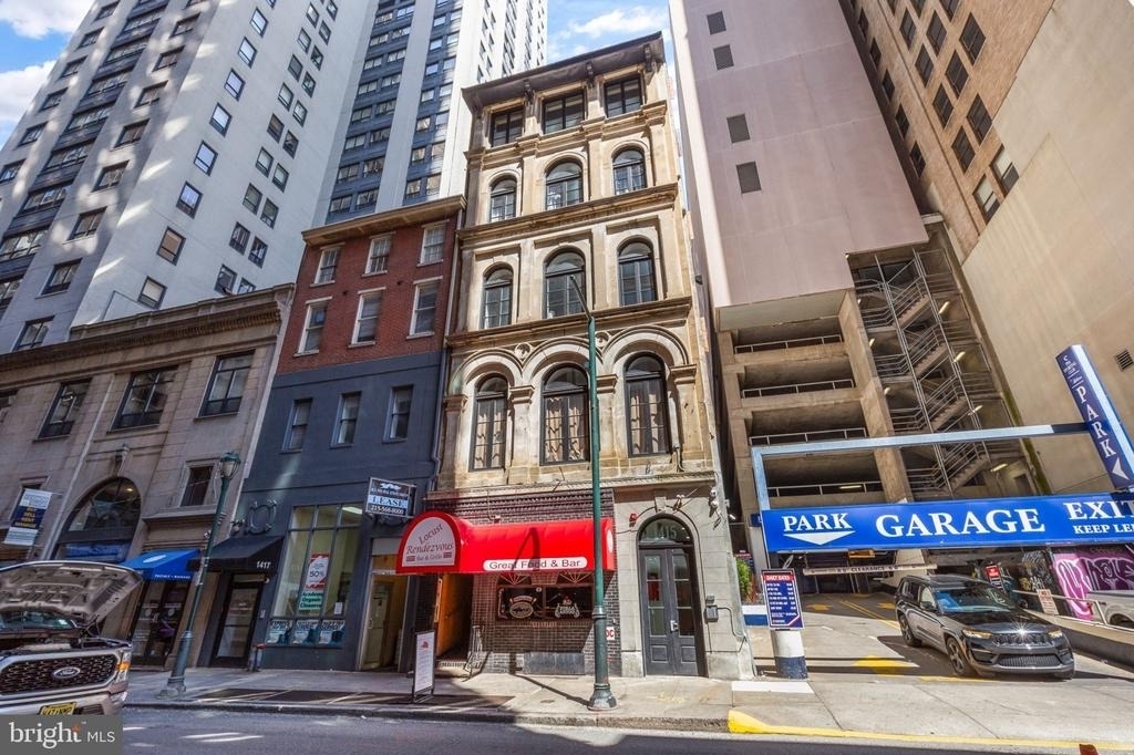 1415 Locust Street - Photo 17