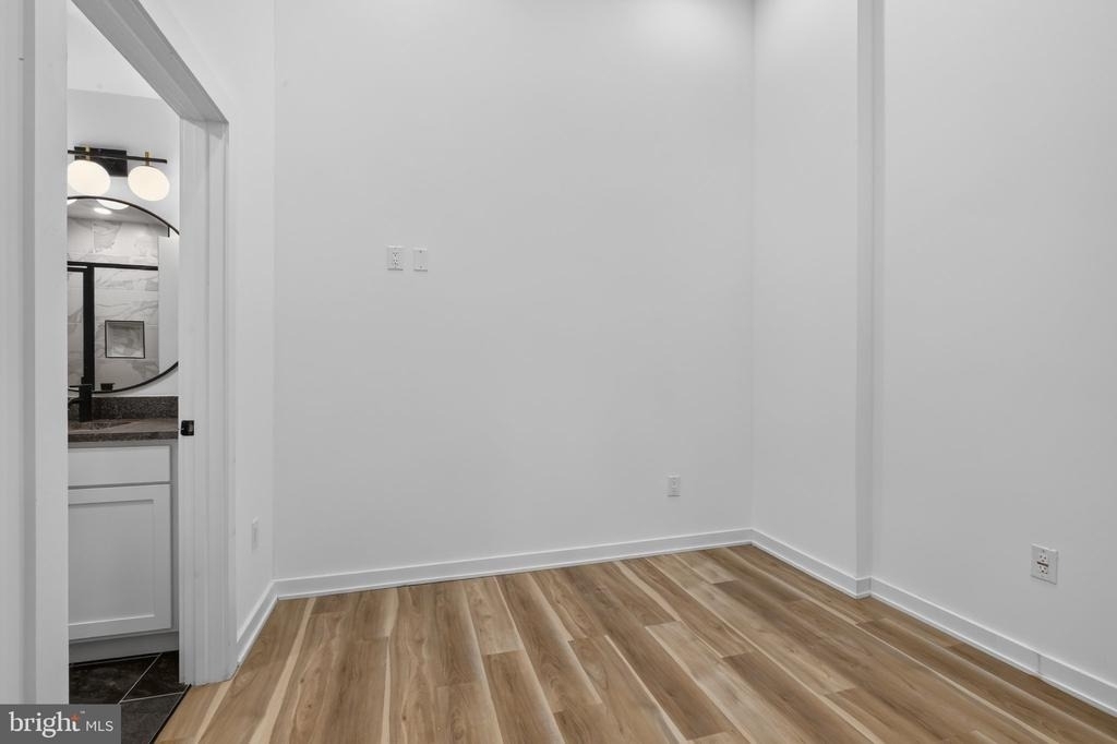 1415 Locust Street - Photo 11