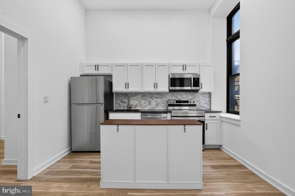 1415 Locust Street - Photo 10