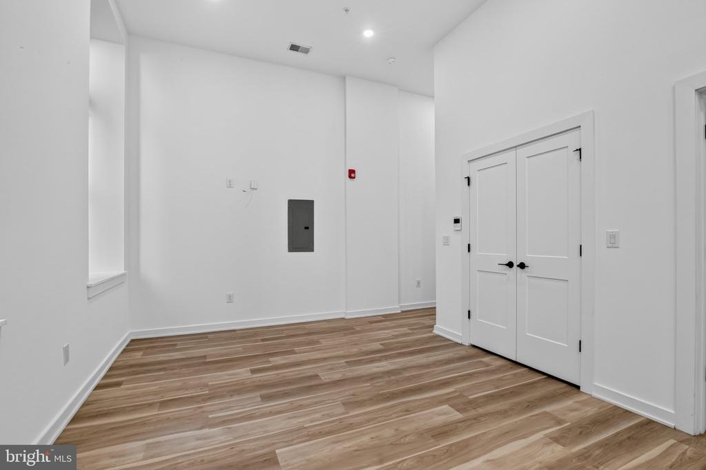 1415 Locust Street - Photo 6