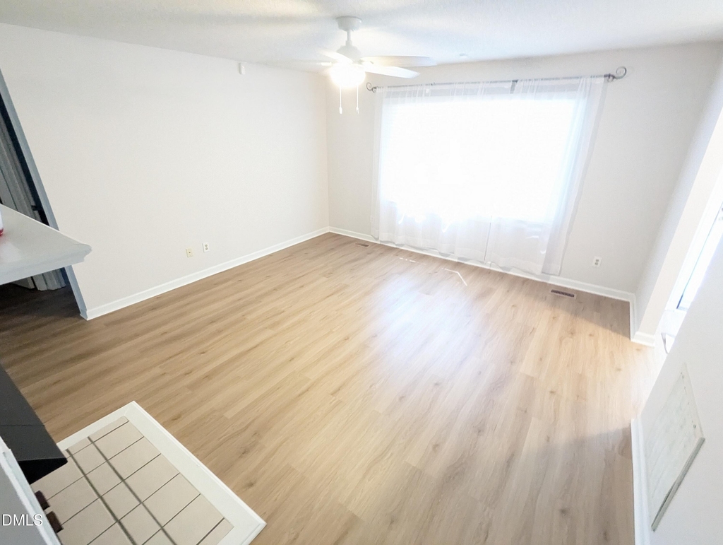 210 W Cornwallis Road - Photo 6