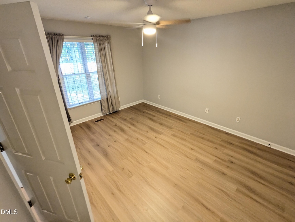 210 W Cornwallis Road - Photo 14