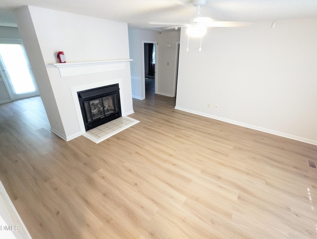 210 W Cornwallis Road - Photo 5