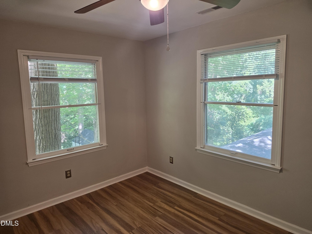 1102 E Franklin Street - Photo 13
