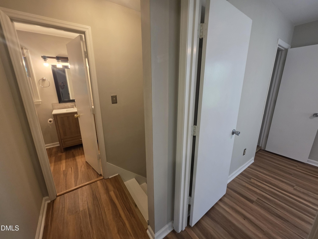 1102 E Franklin Street - Photo 20