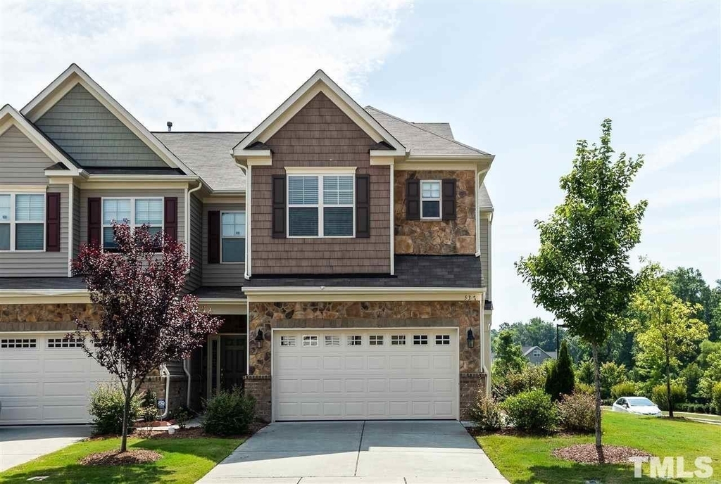 537 Whitworth Lane - Photo 0