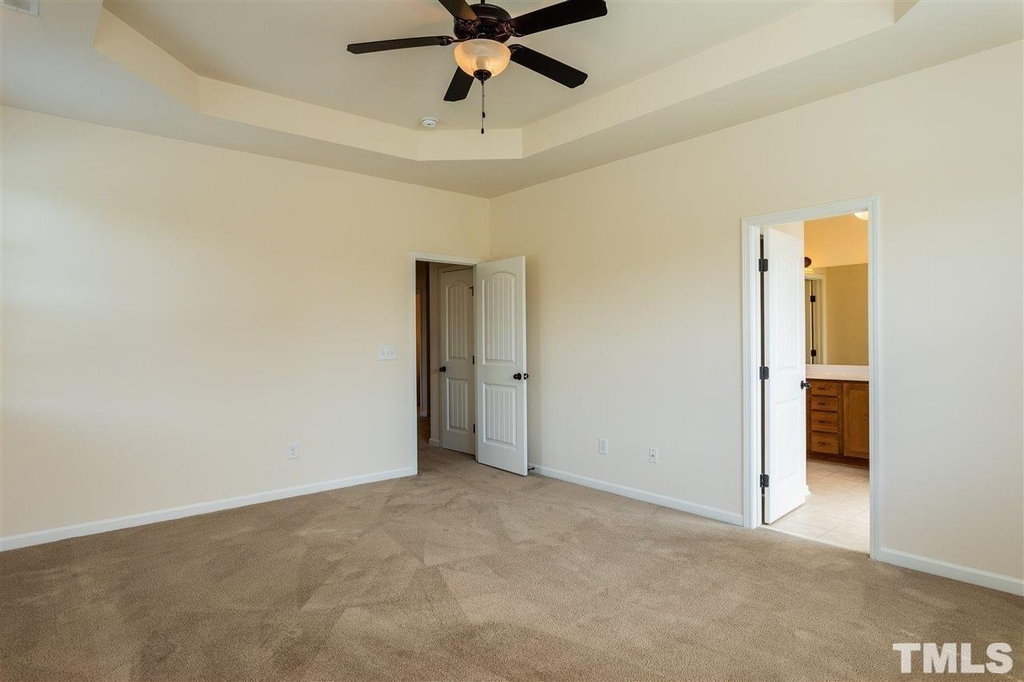 537 Whitworth Lane - Photo 18