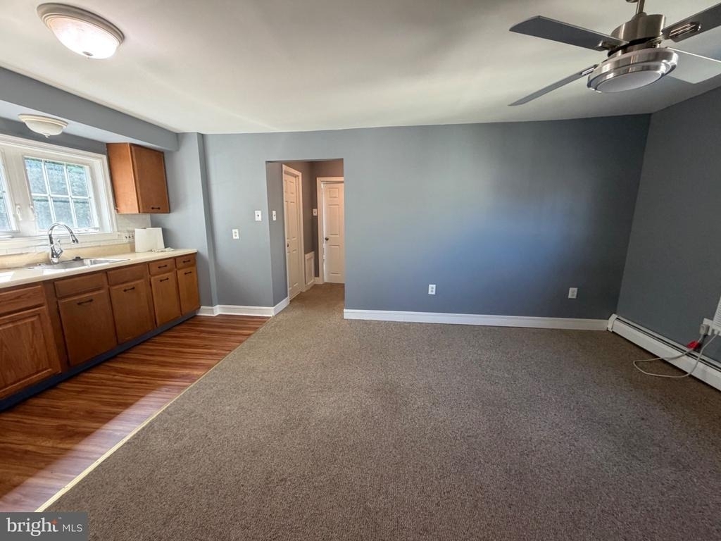 415 Maple Street - Photo 8