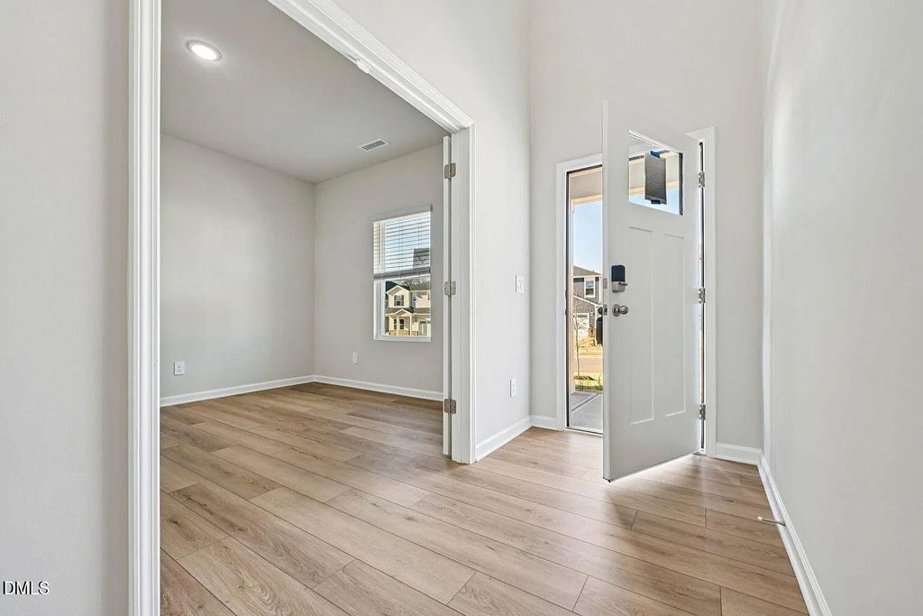 744 Red River Drive - Photo 3