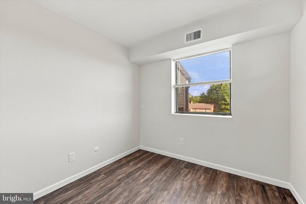 1424 Valley Drive - Photo 11