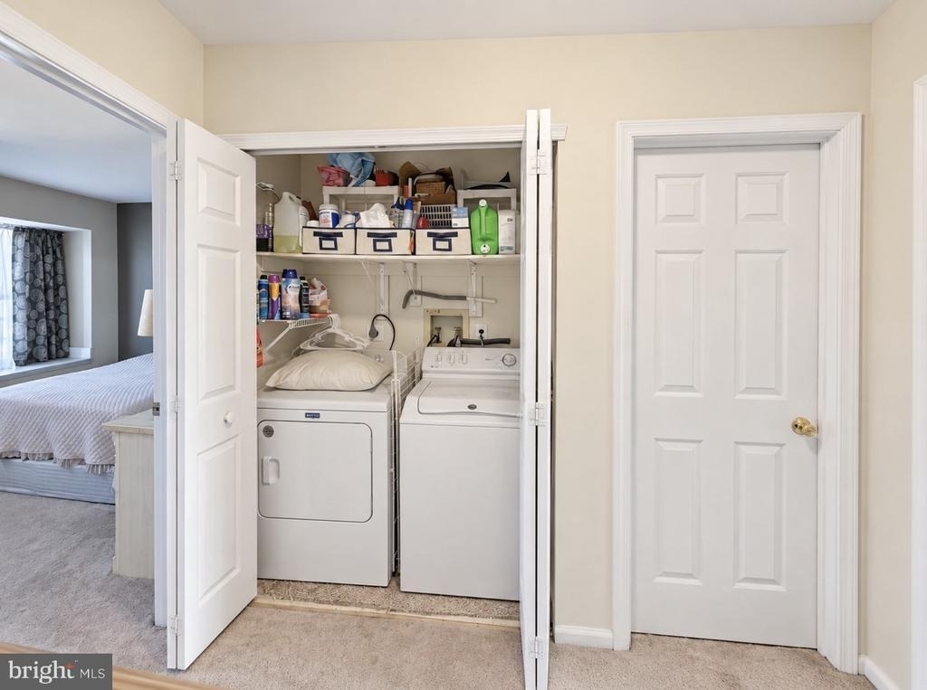 1009 Hillsboro Court - Photo 6