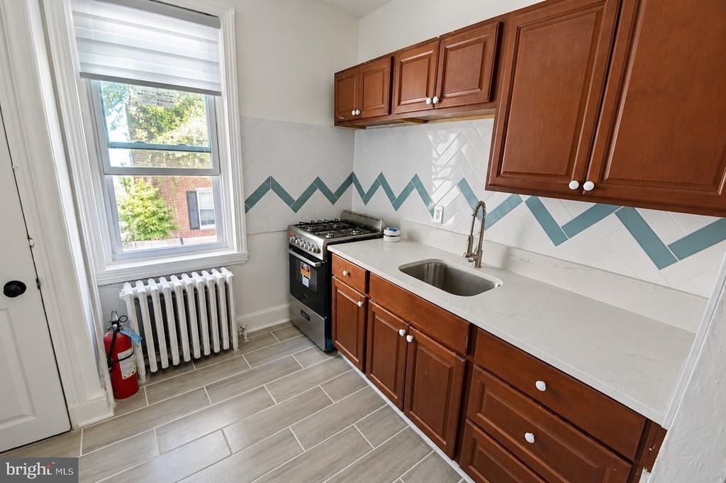 219 Wood Street - Photo 1