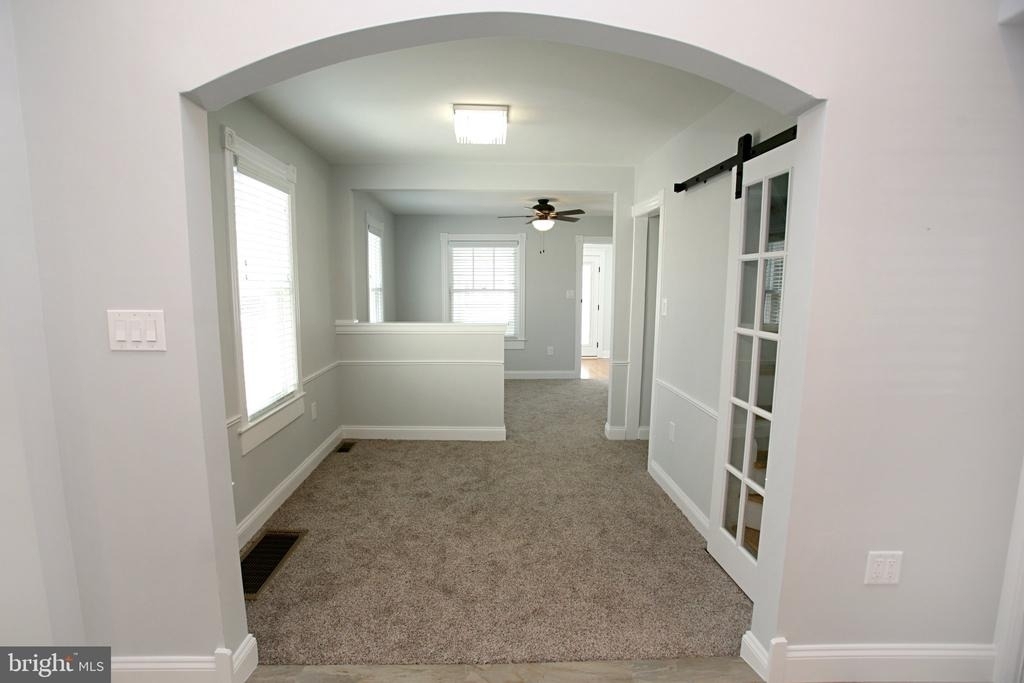 412 W Ocean Heights Avenue - Photo 4