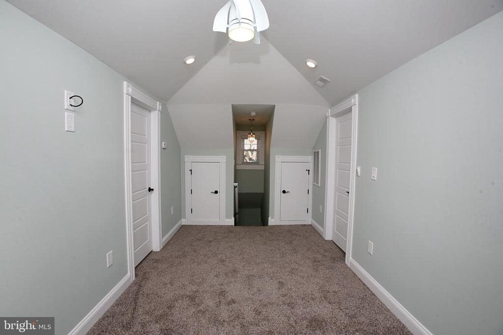 412 W Ocean Heights Avenue - Photo 16