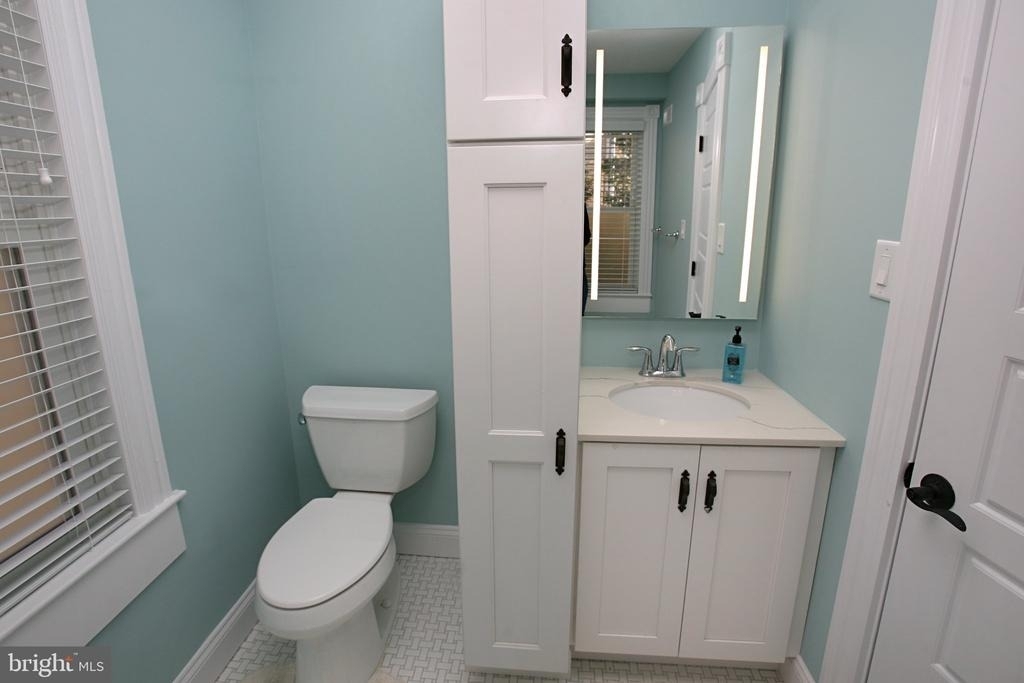 412 W Ocean Heights Avenue - Photo 8
