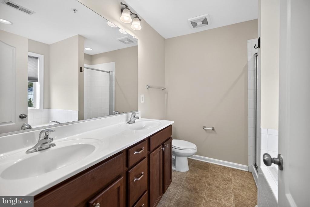 10382 Lantern Lane - Photo 19