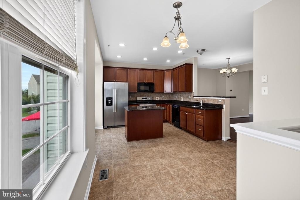10382 Lantern Lane - Photo 6