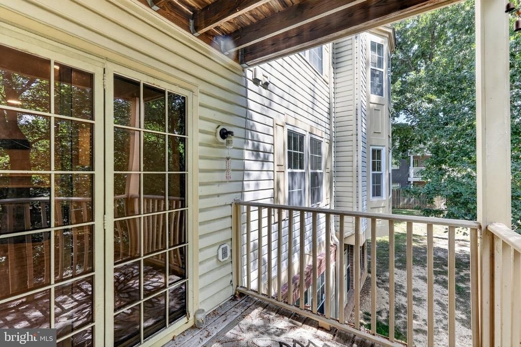 2071 Alice Avenue - Photo 8