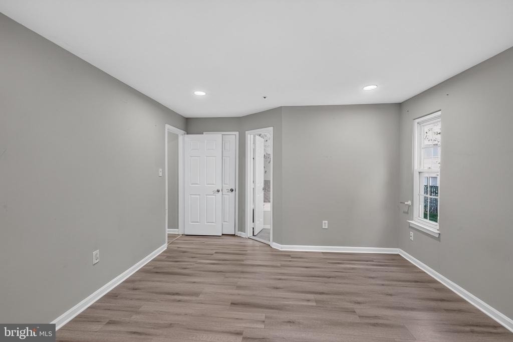 2071 Alice Avenue - Photo 14