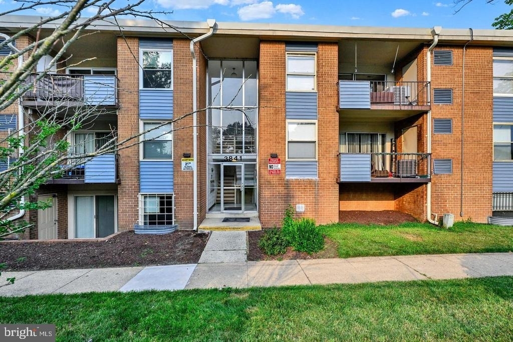 3841 Saint Barnabas - Photo 0