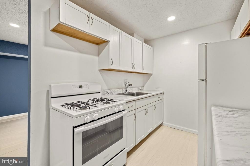3009 Southern Avenue Se - Photo 14