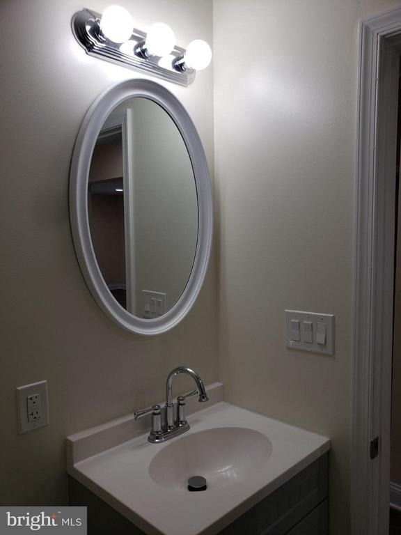 1609 Lee Road - Photo 9