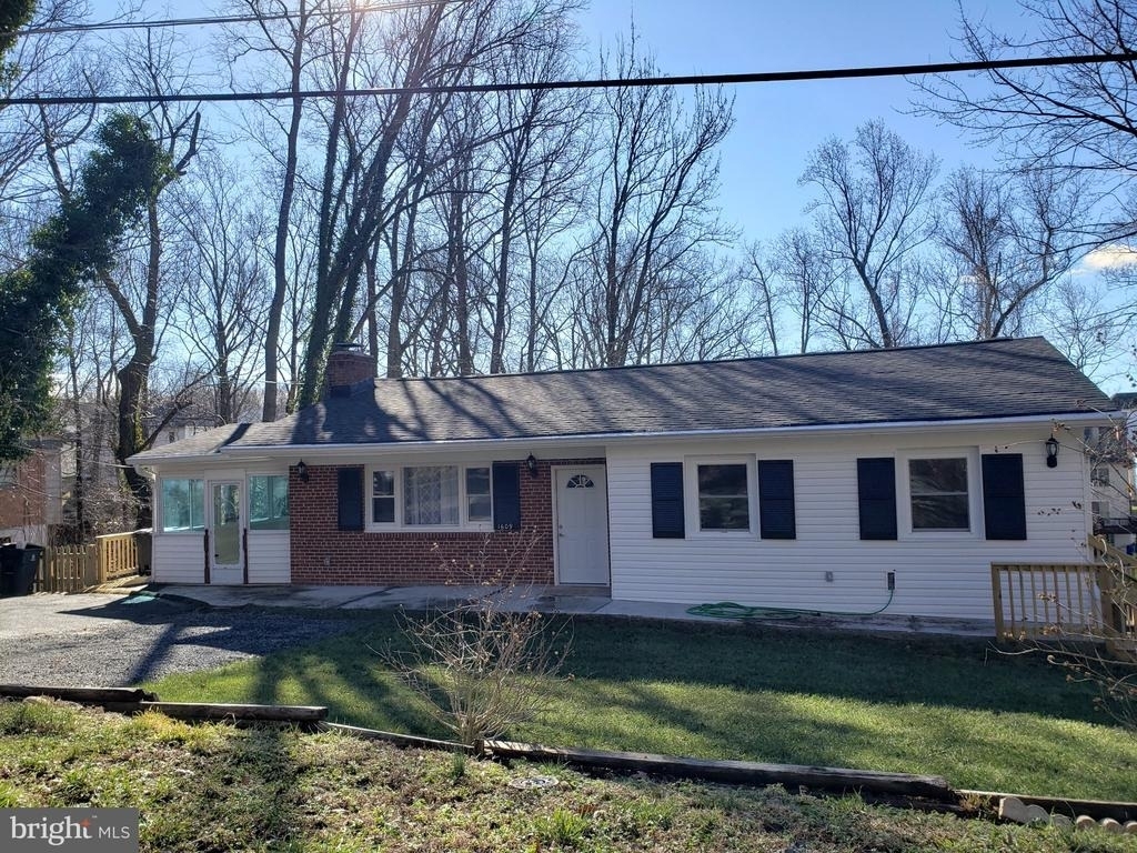 1609 Lee Road - Photo 19
