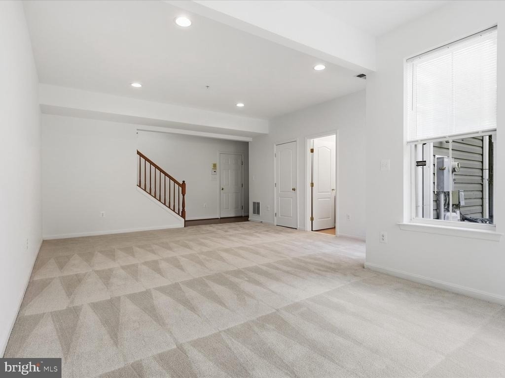 5602 Hartfield Avenue - Photo 18