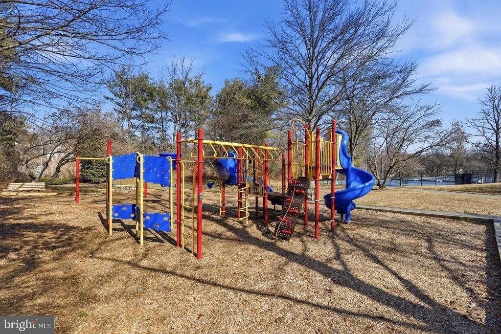 5716 Chapman Mill Drive - Photo 26
