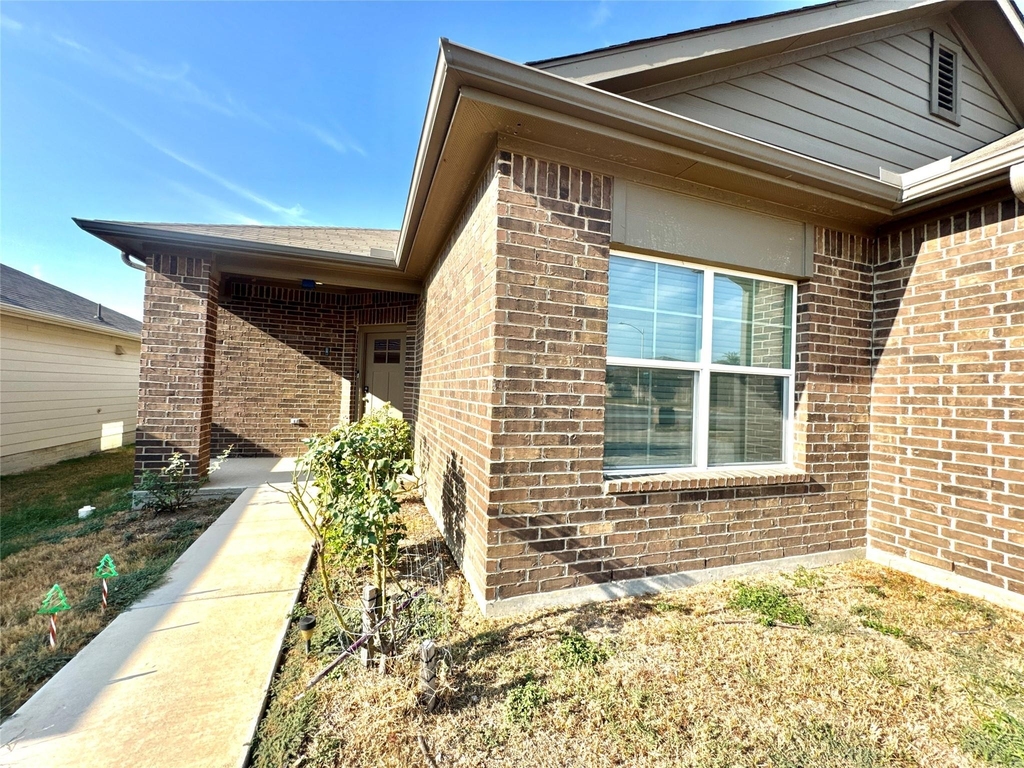 3413 Kotche St - Photo 1