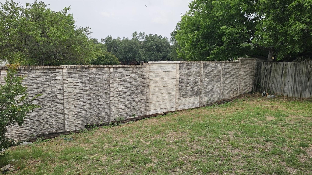 1903 1/2 Margalene Way - Photo 1