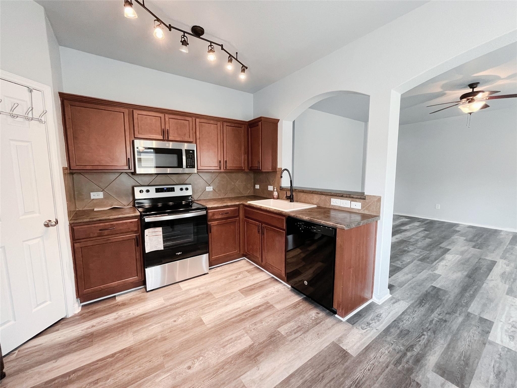 179 Valero Dr - Photo 4