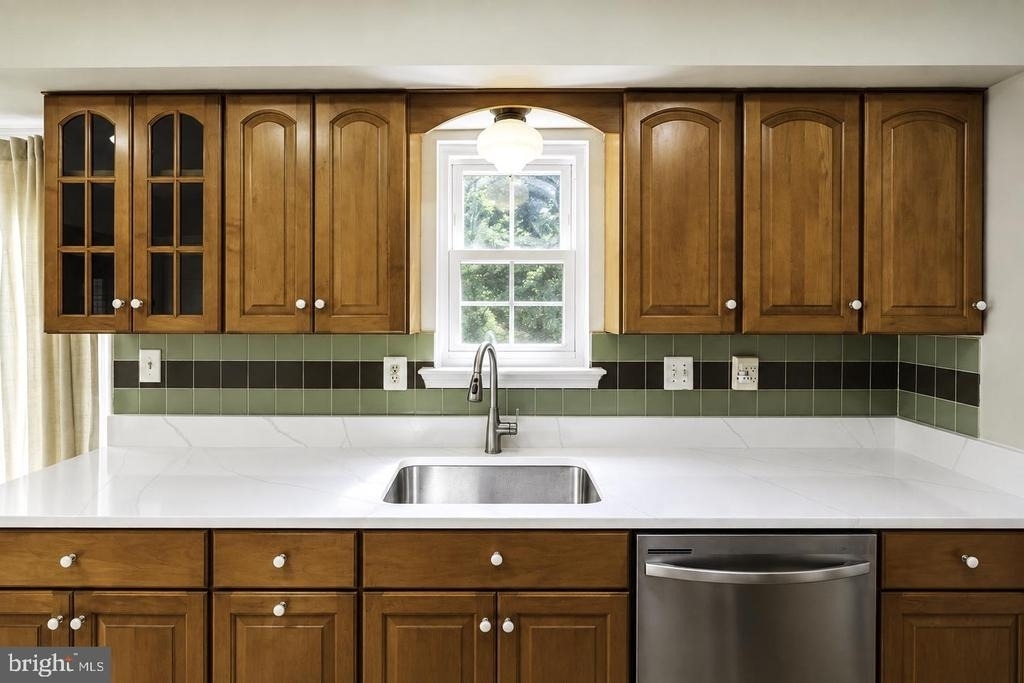 15025 Timberlake Drive - Photo 18
