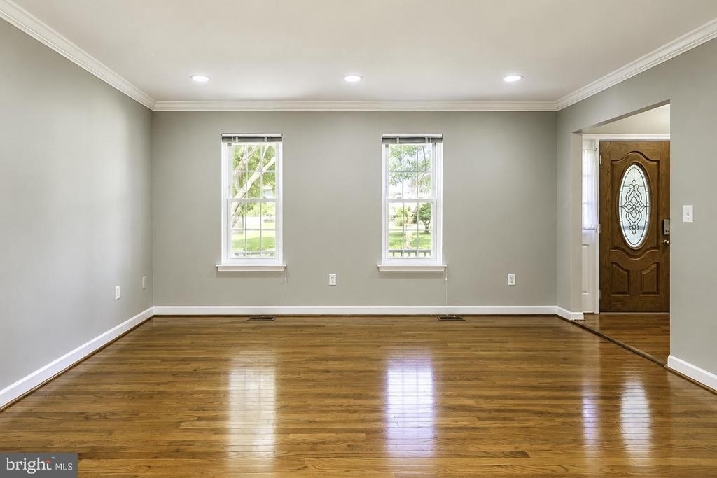 15025 Timberlake Drive - Photo 10