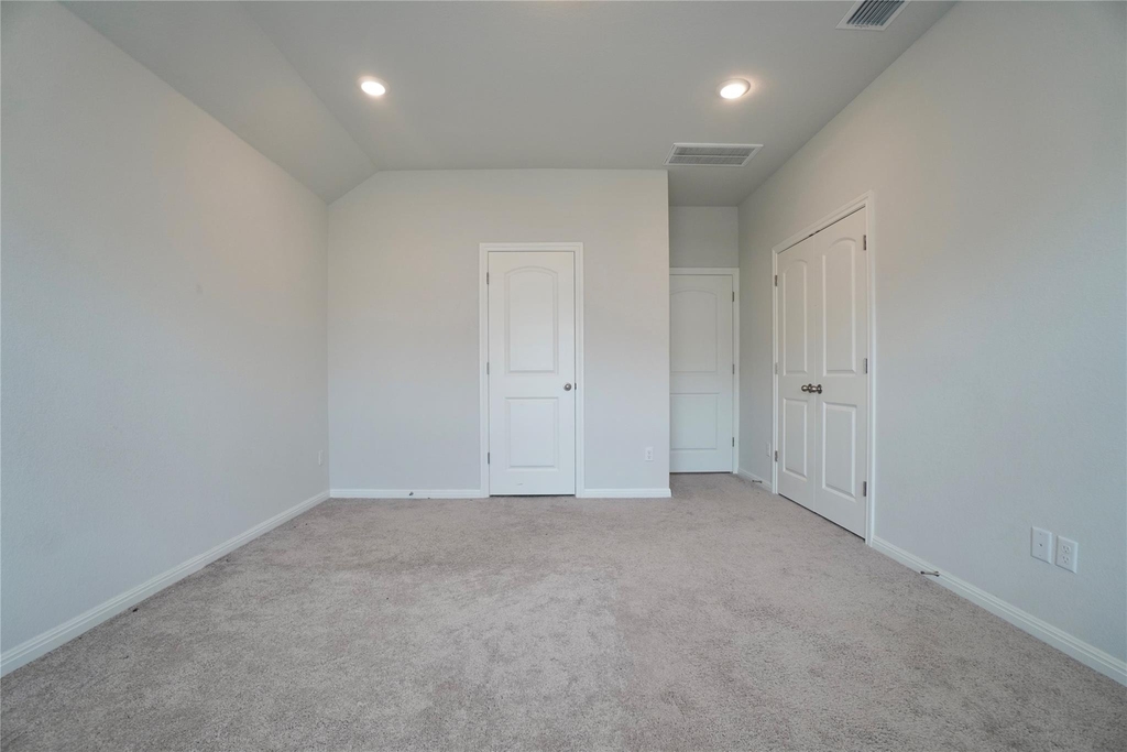 2513 Danbury Ln - Photo 19